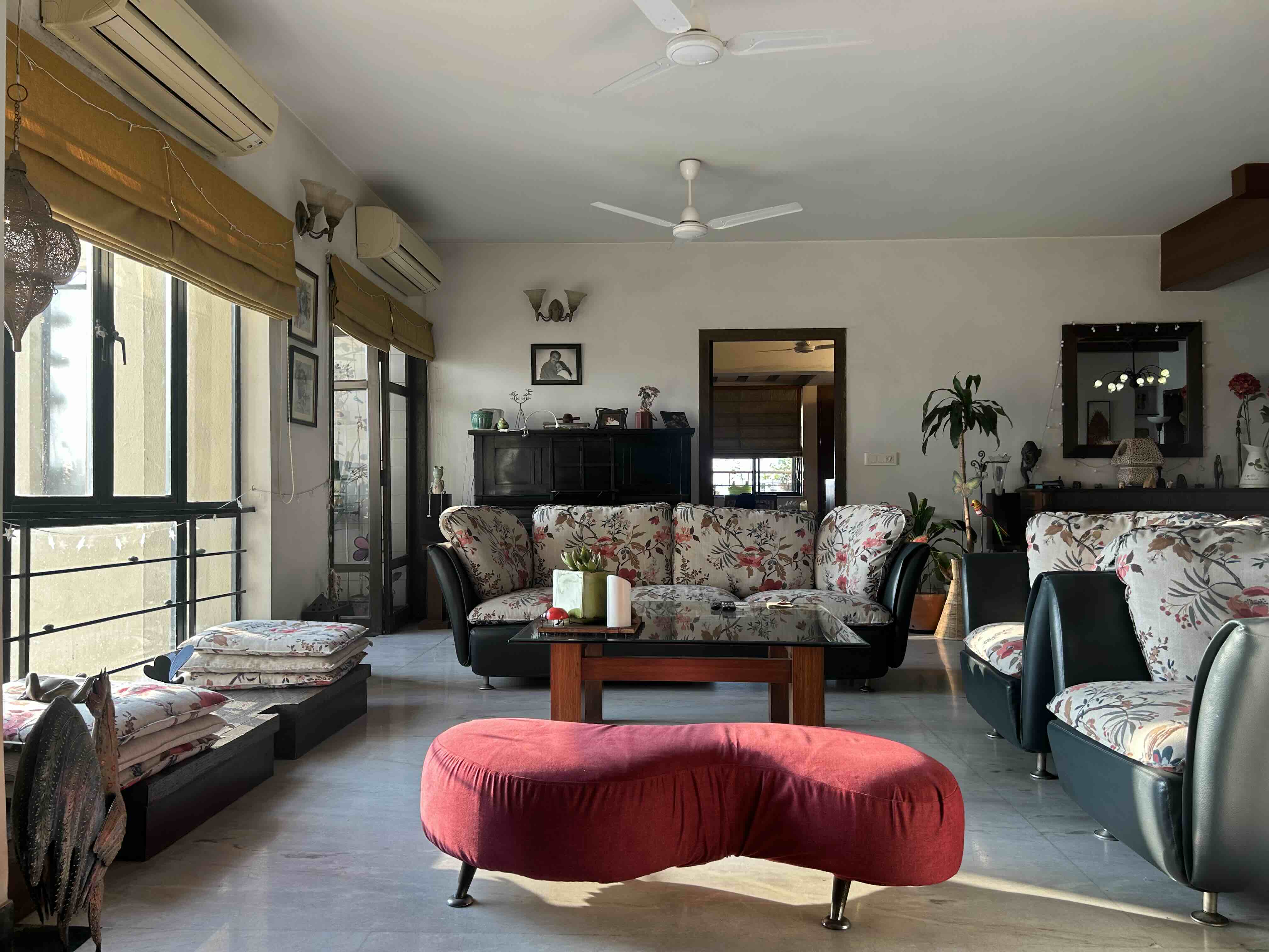 Living Room in Deven Shah
