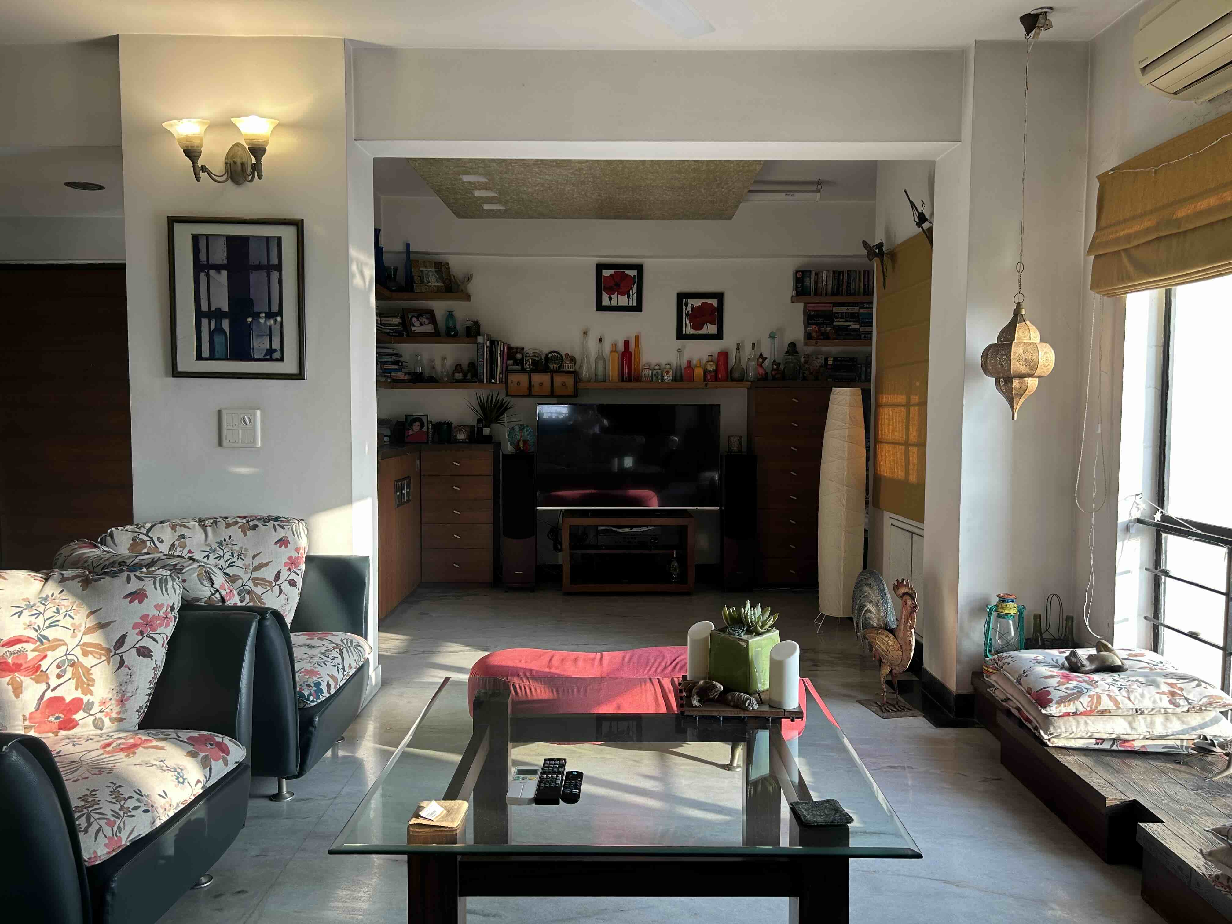 Living Room in Deven Shah