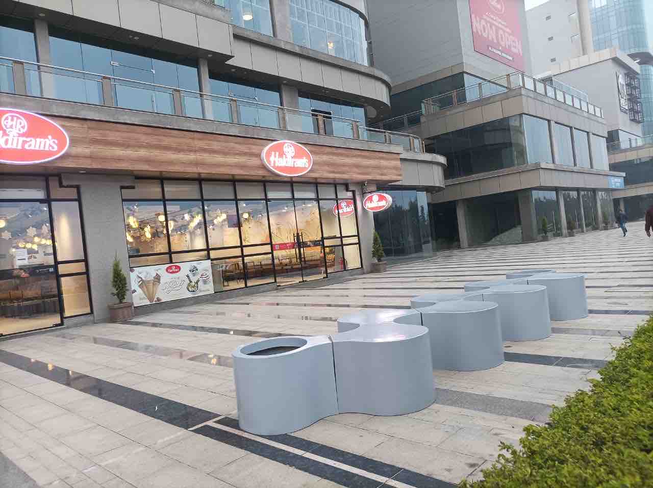Landscape, Courtyard & Outdoor in Mall - Spiral benches