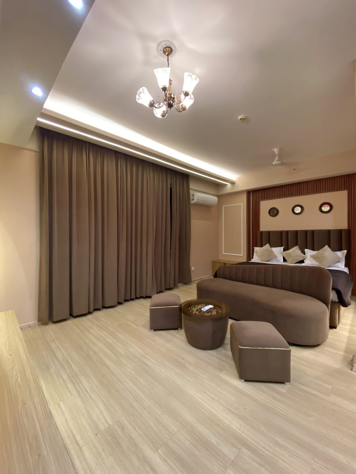 Bedroom & Master Bedroom in Studio apartment