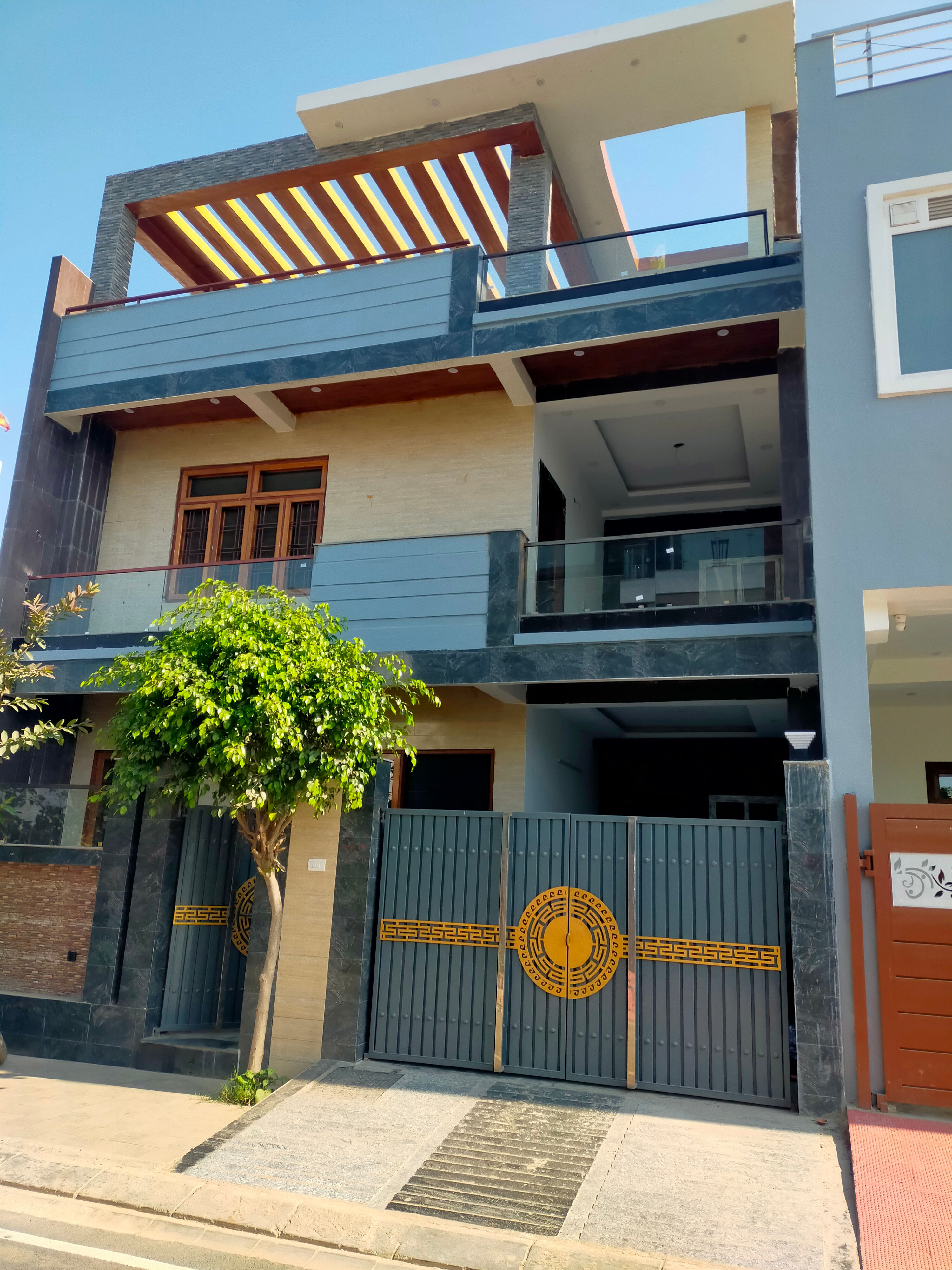 Home Exterior in Build a house