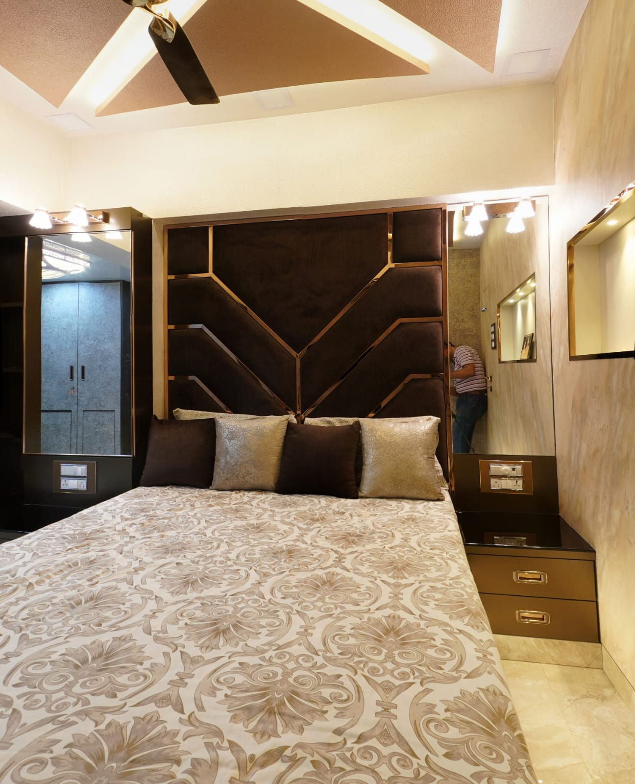 Bedroom in crystal tower