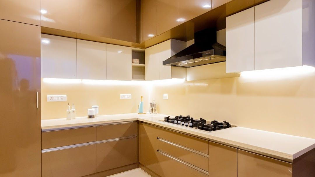 L Shaped Modular Kitchen in greater noida home