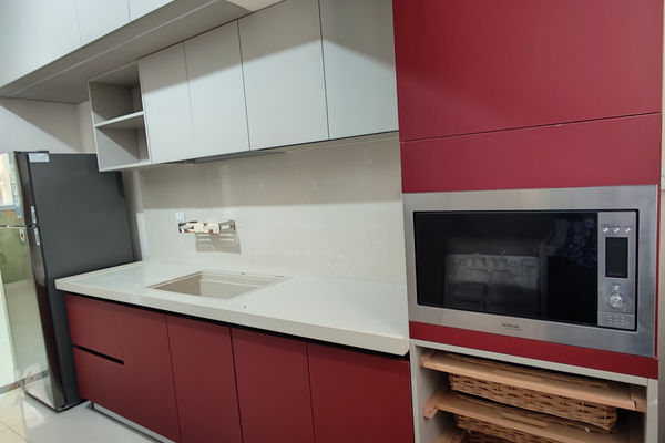 Modular Kitchen & Straight Modular Kitchen in Shapoorji Pallonji Flat
