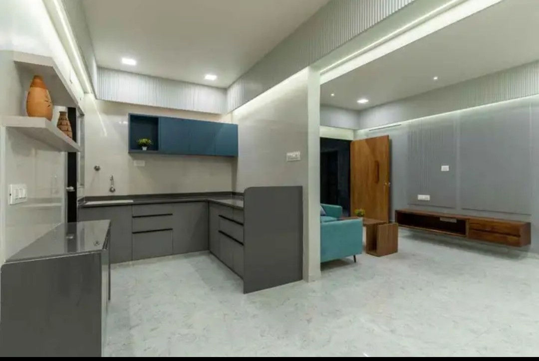 Modern L-Shaped Open Kitchen with Gray Cabinets
