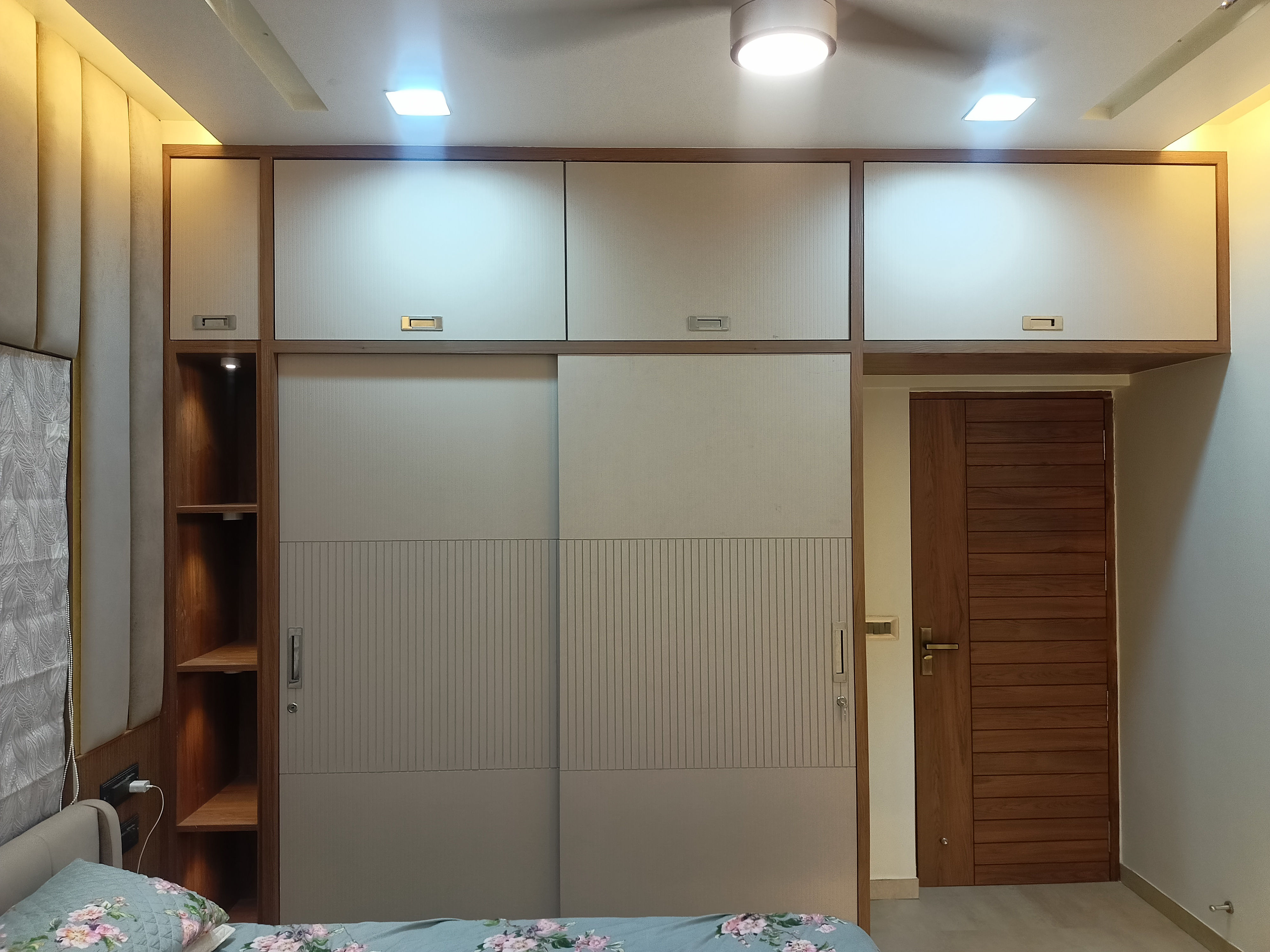Wardrobe in SN Bansal
