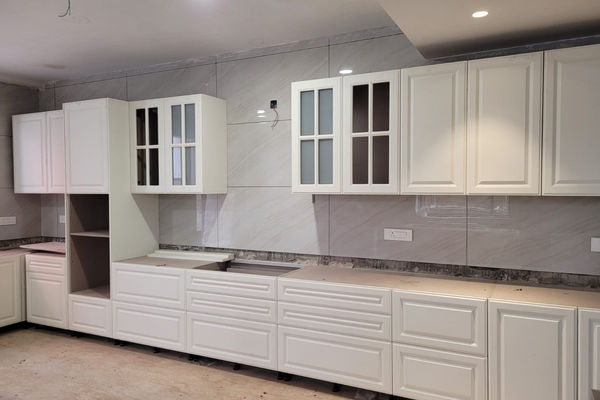 Modular Kitchen & Kitchen Cabinet in Residential Banglow
