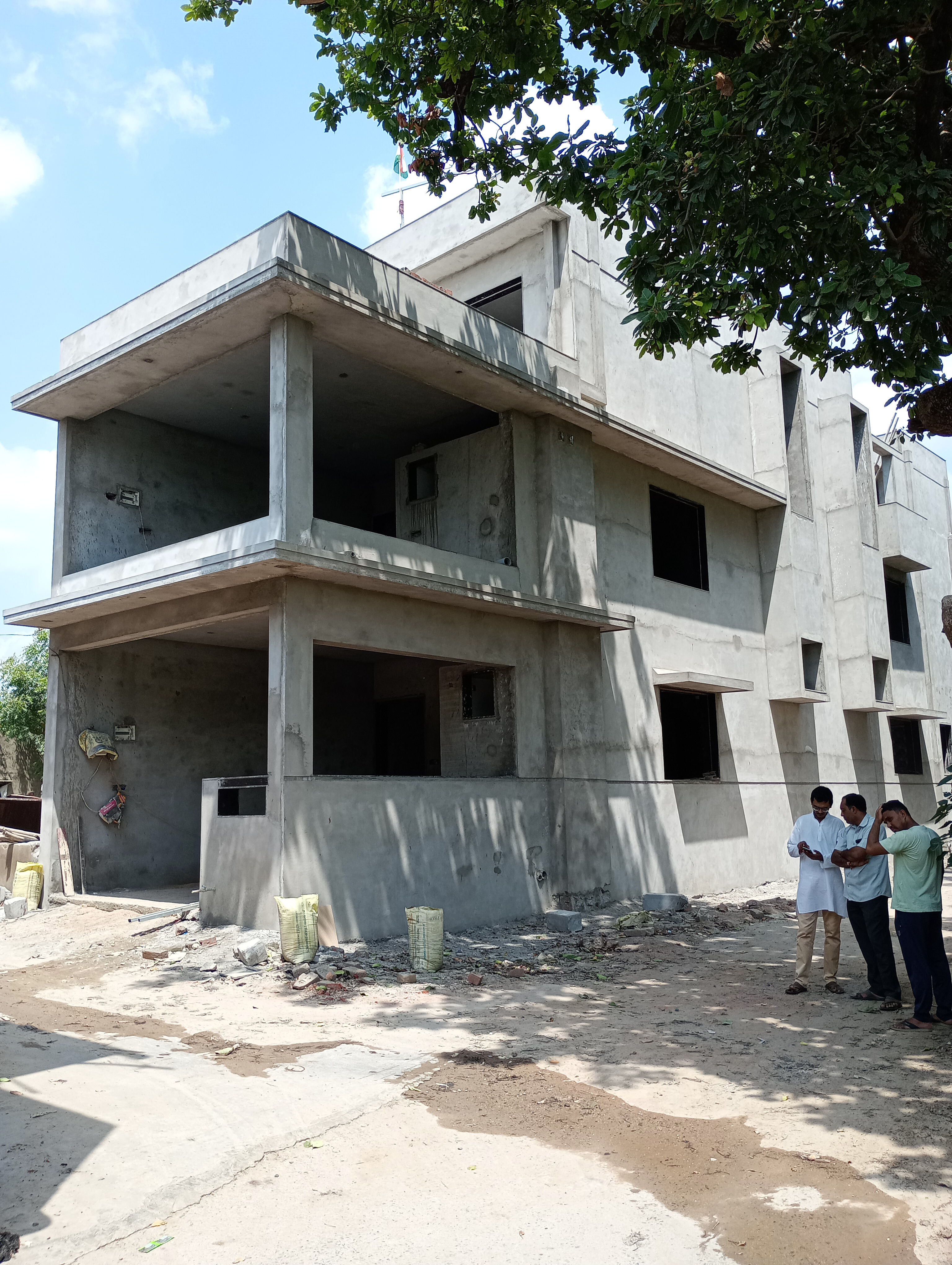 Civil Work in SPACIOUS TENAMENT
