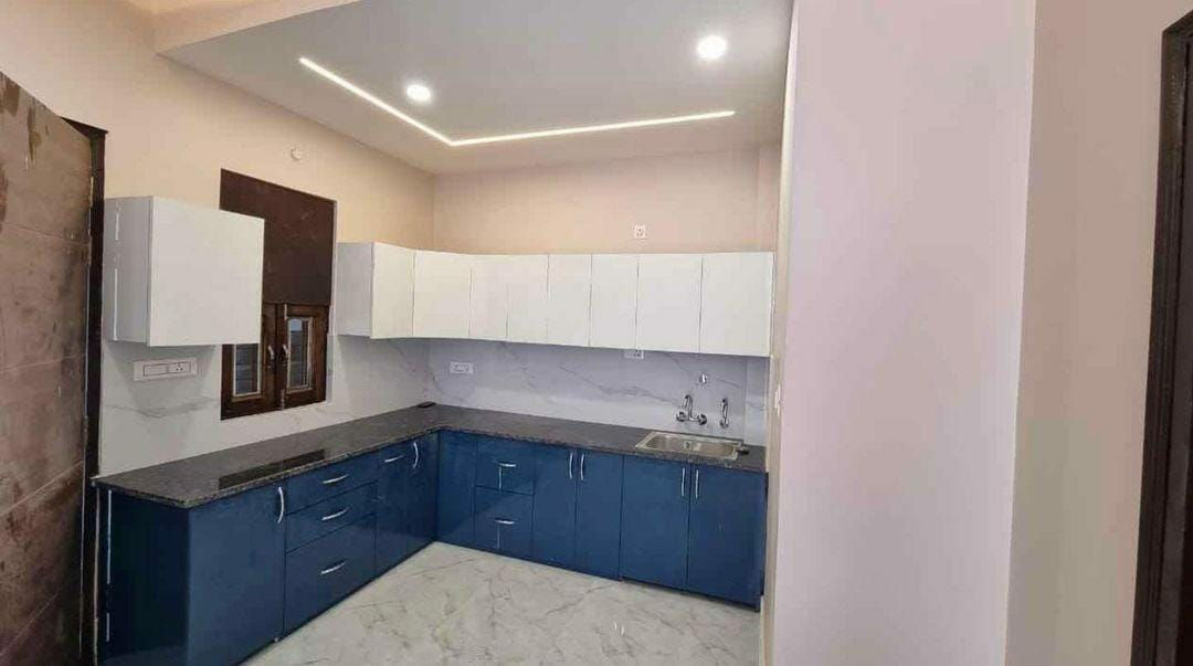 L Shaped Modular Kitchen in Home Interior