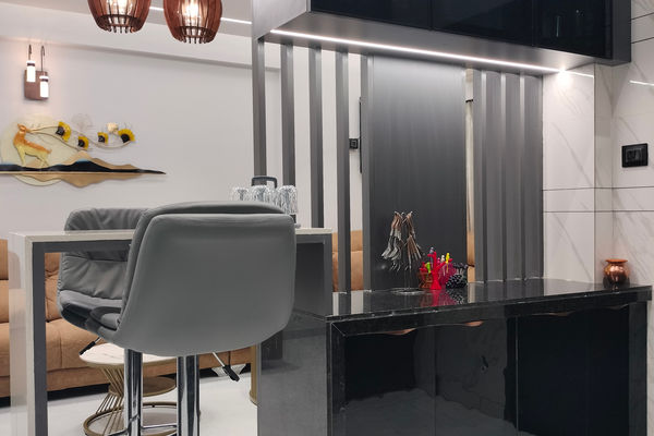 Home Bar in Victoria heights