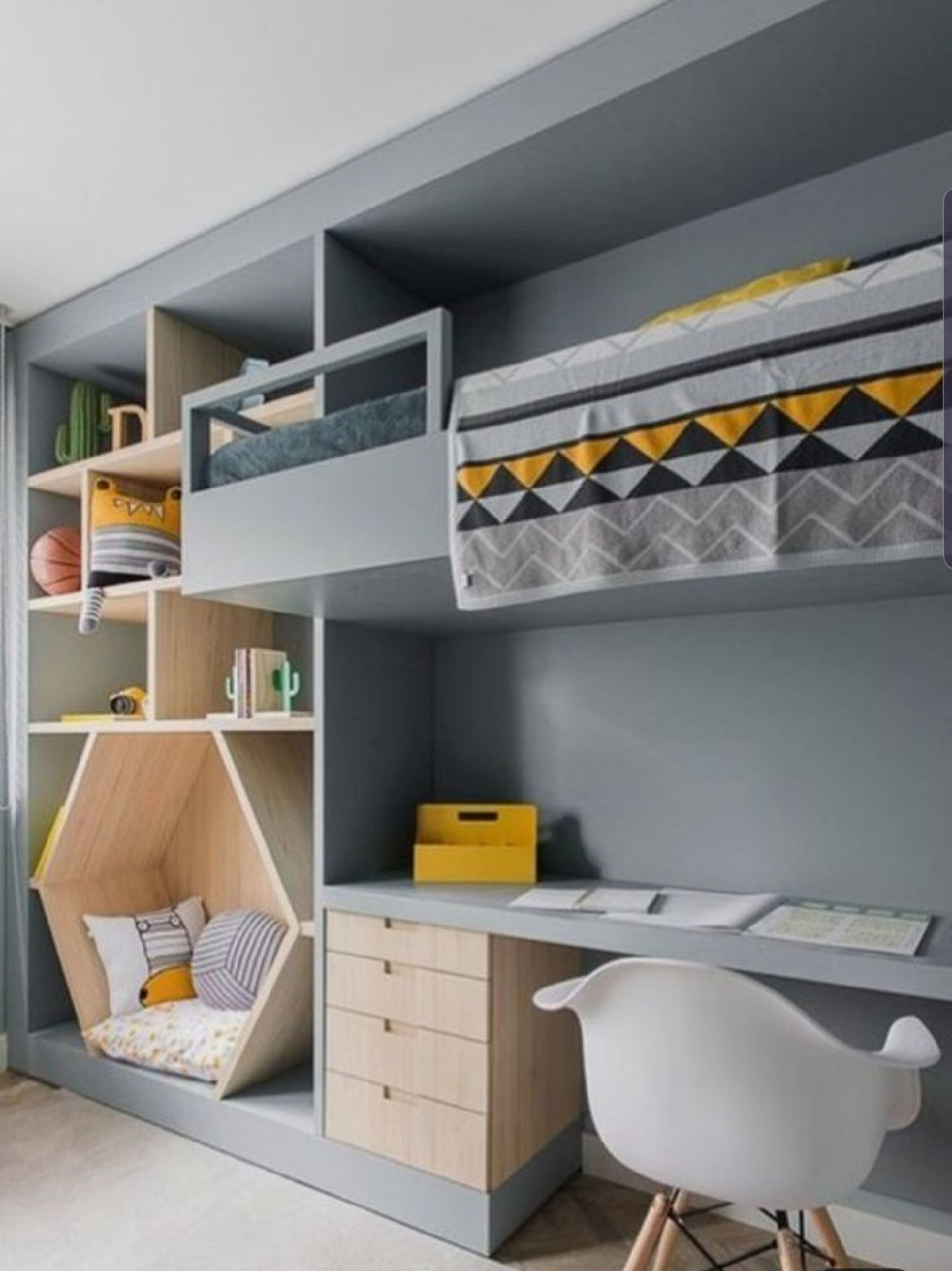 Study Room in Mixed