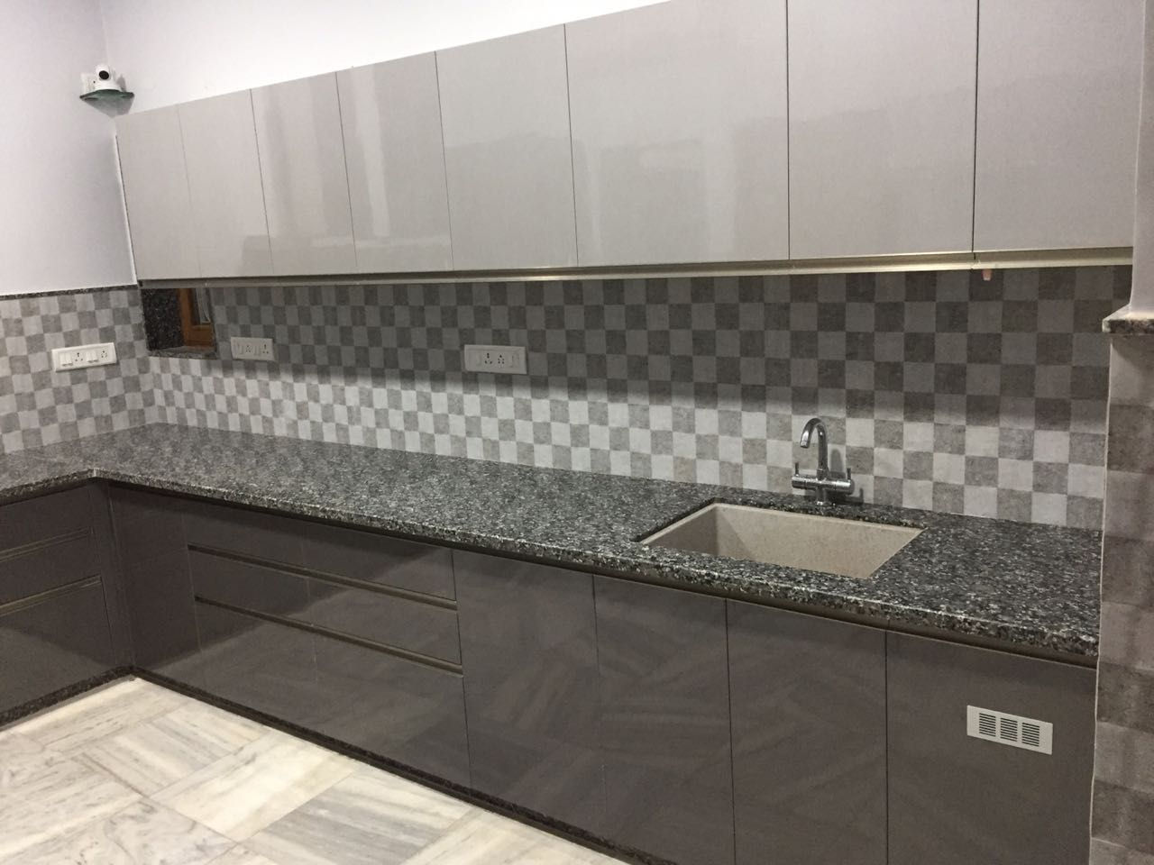 Modular Kitchen & L Shaped Modular Kitchen in Miscellanious