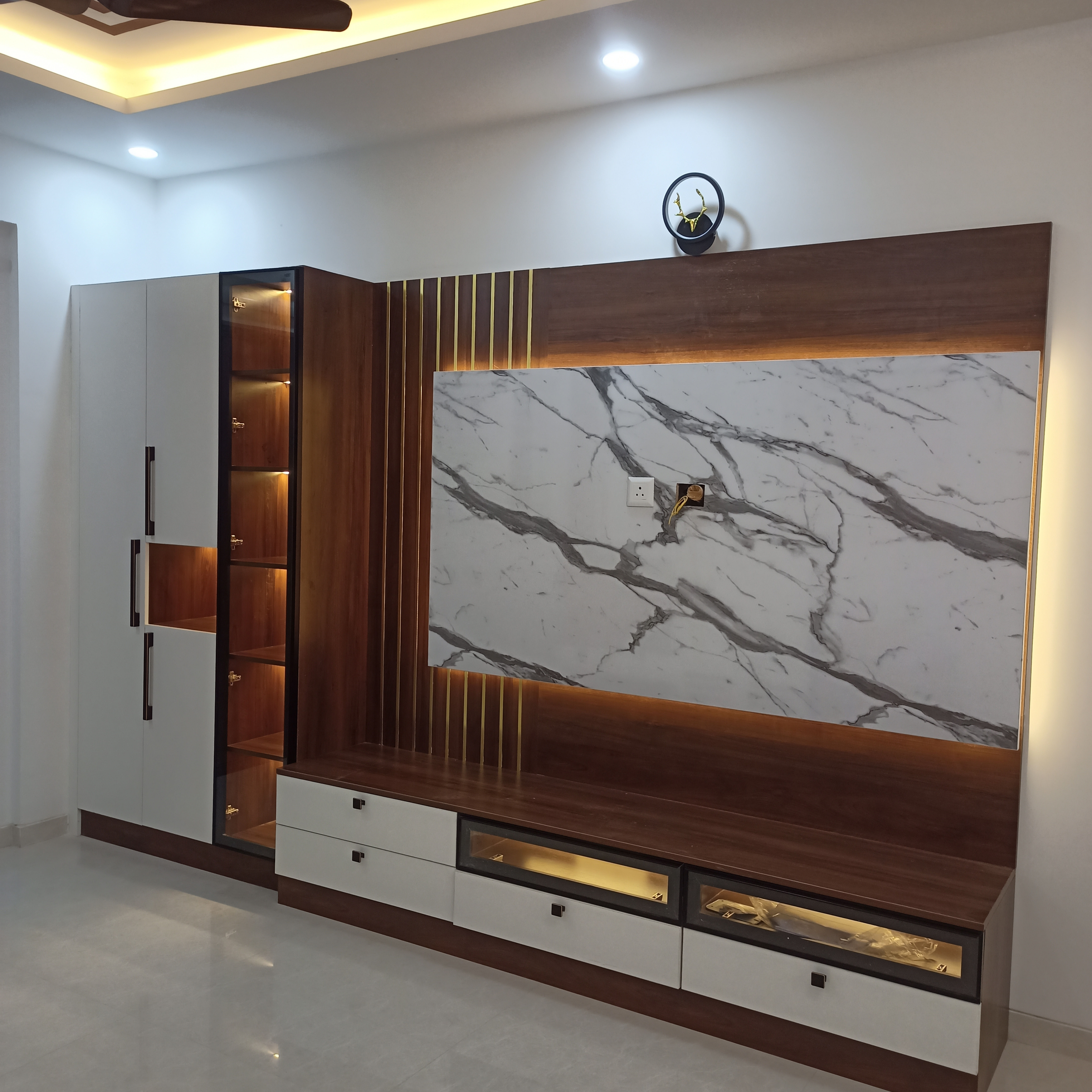 TV Unit in anagha 55/4