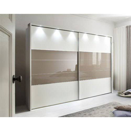 Wardrobe in Almari