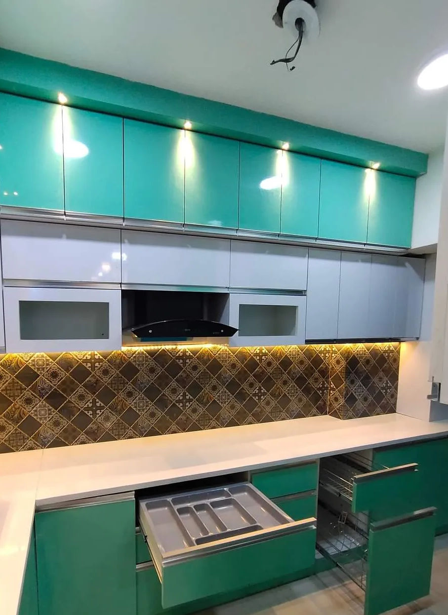 Modular Kitchen & Kitchen Cabinet in Dwarka Sector 9