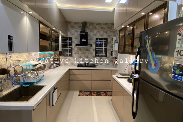 U-Shaped Modular Kitchen Design with High Gloss Finish