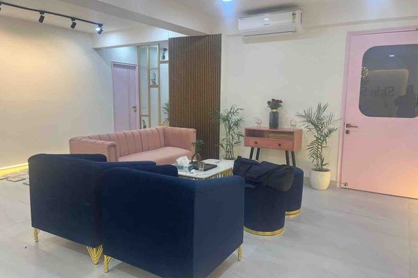 Reception in Skin Clinic