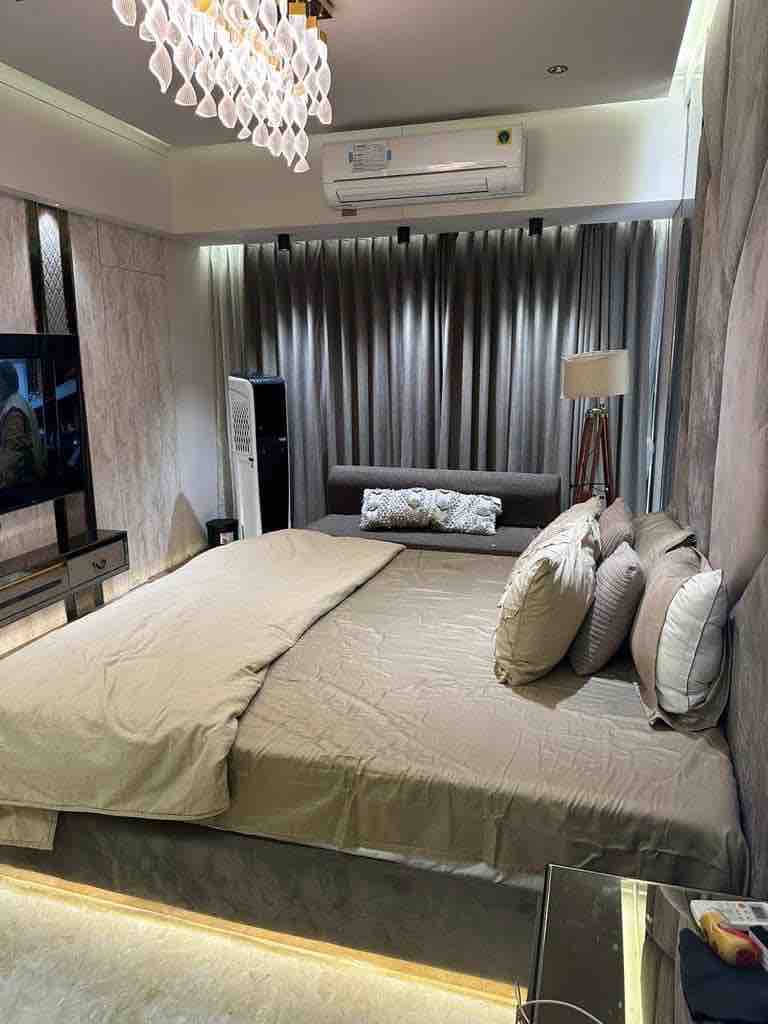 Bedroom in dr gaurav thakkar