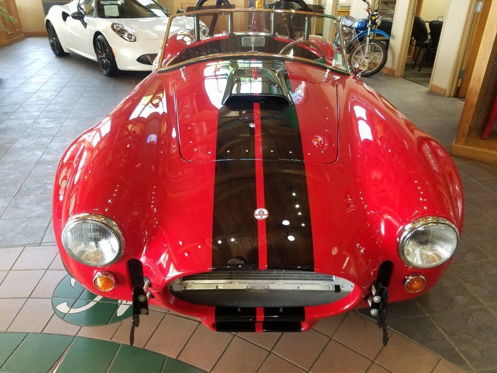 big block 1966 Shelby Cobra Replica