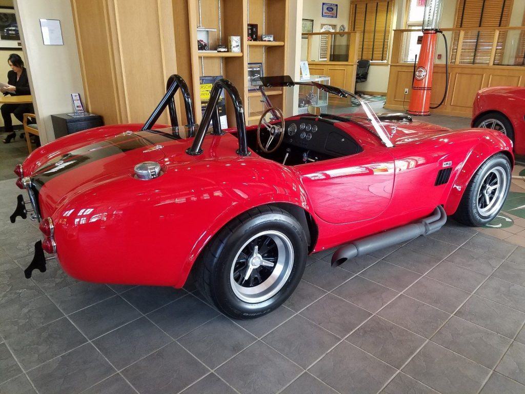 big block 1966 Shelby Cobra Replica