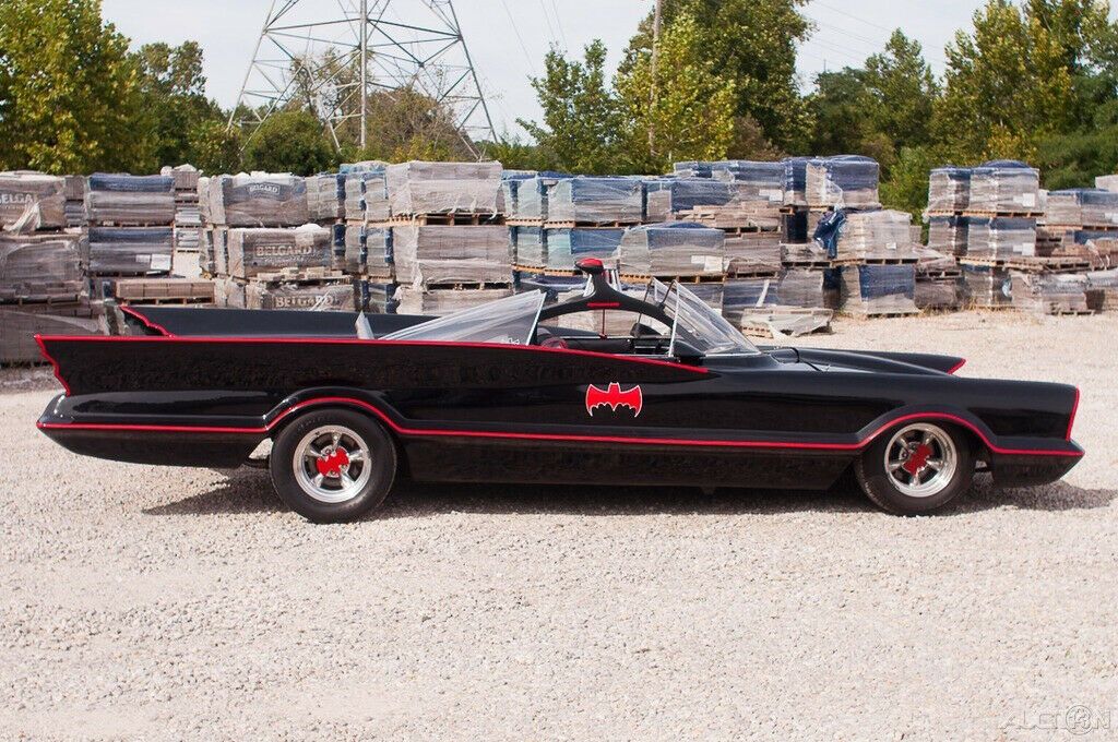 awesome 1966 Batmobile Replica