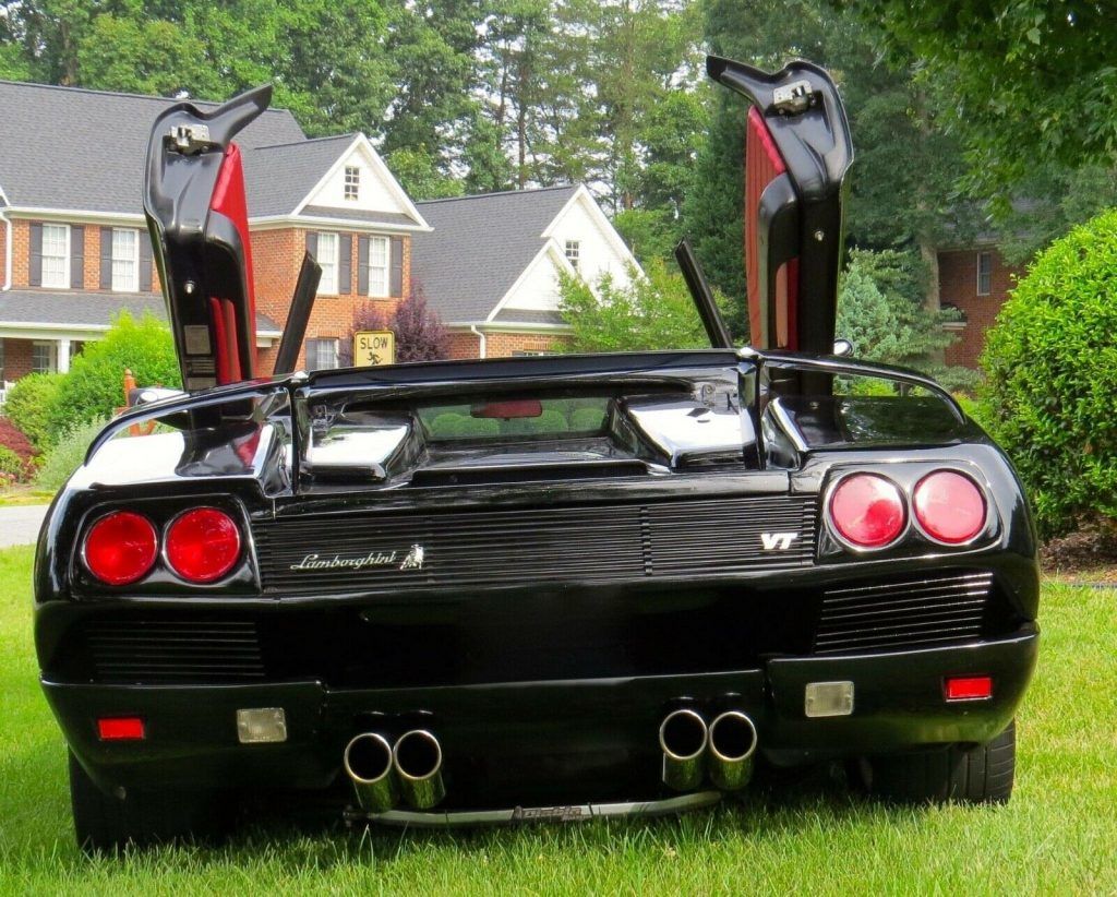 well serviced 1986 Lamborghini Diablo VT Replica