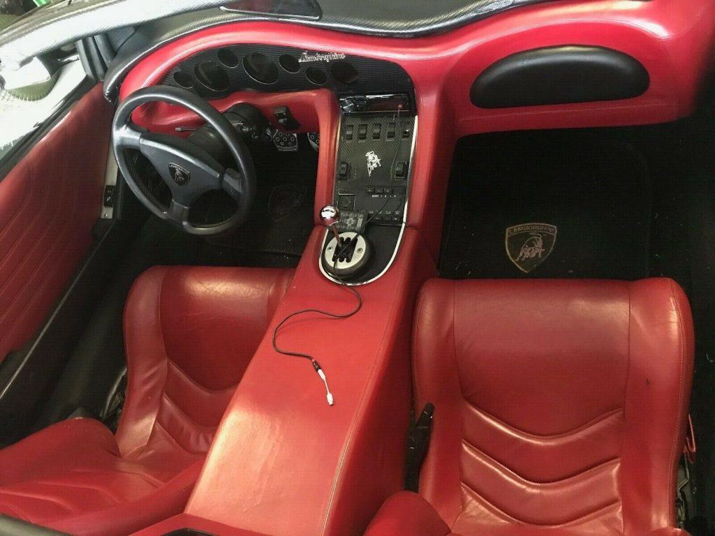 well serviced 1986 Lamborghini Diablo VT Replica