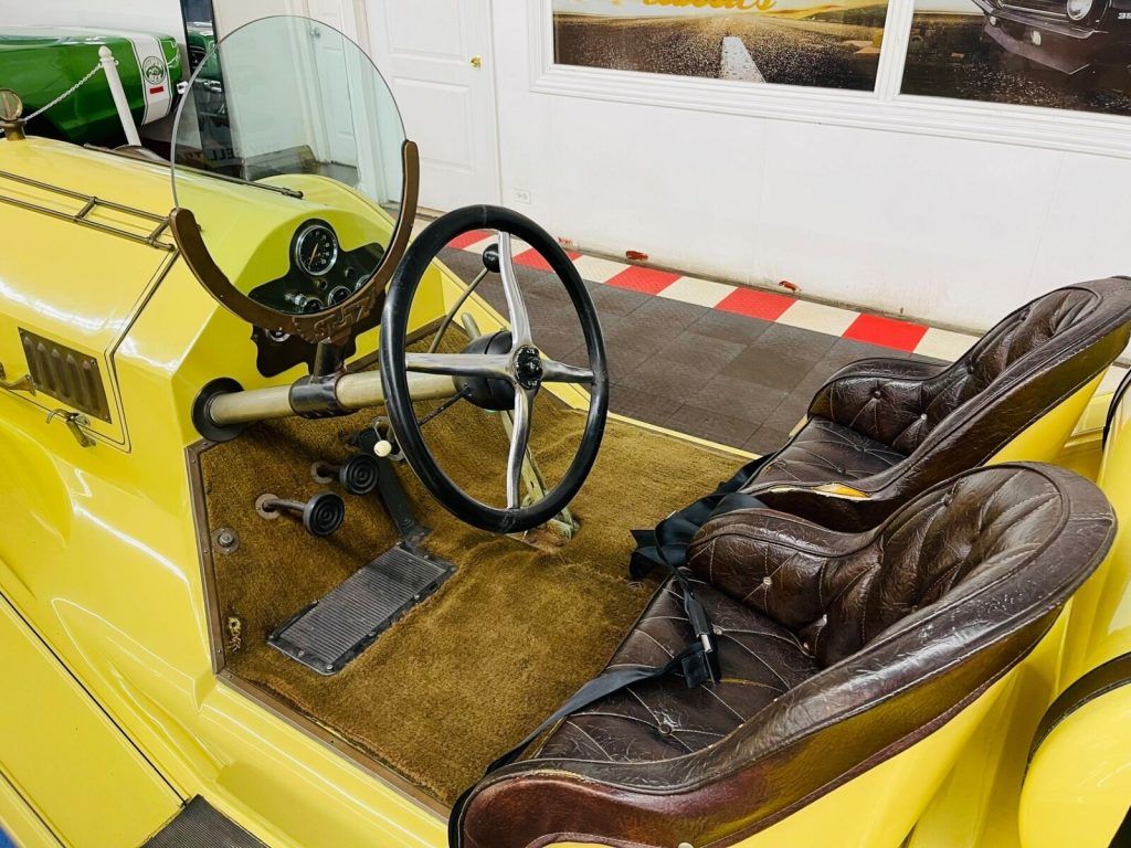 1972 Stutz Bearcat Reproduction