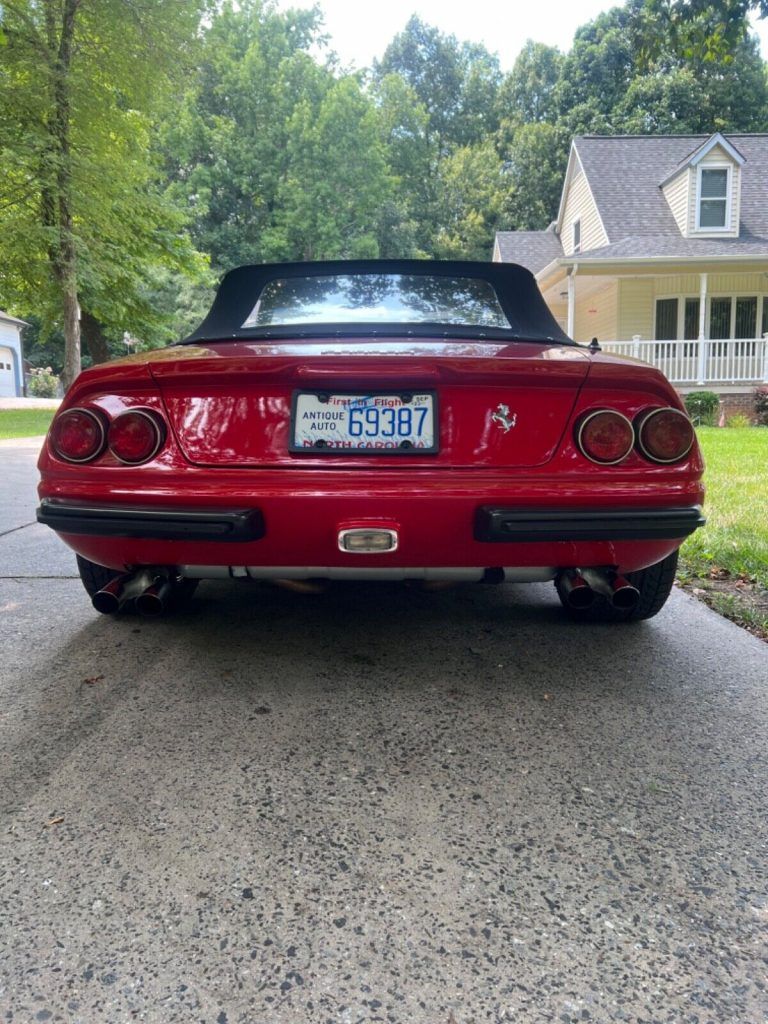 1972 Ferrari 365 GTS/4 Daytona Spyder Mcburnie replica [Corvette chassis]