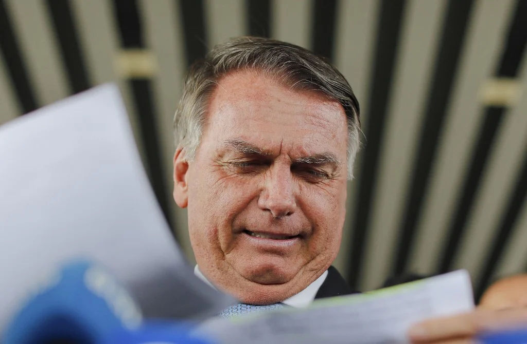 Bolsonaro tenta nova manobra para atrasar ação no STF