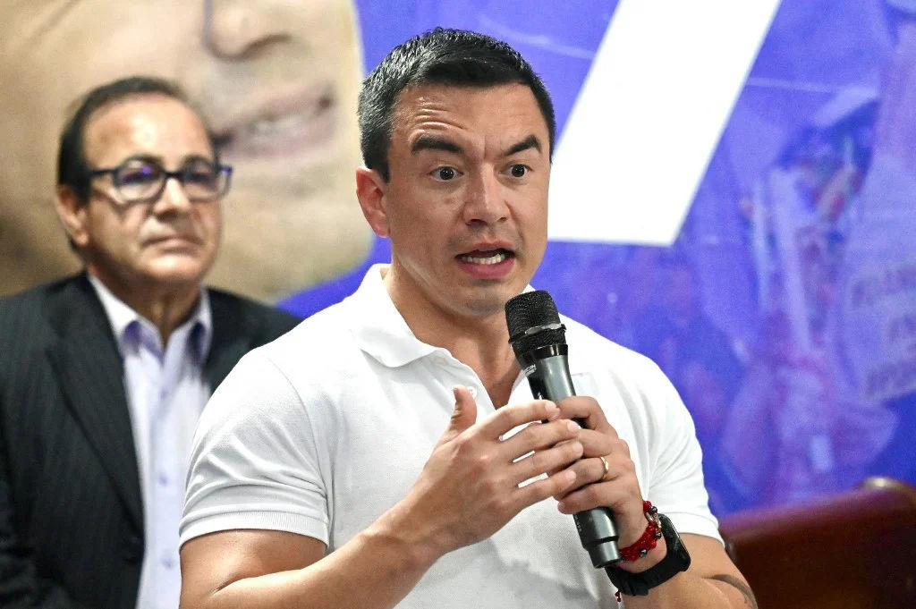 Equador emite alerta máximo por plano de assassinar Noboa