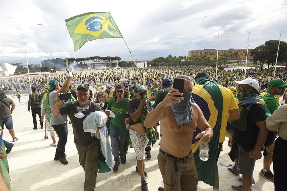 Câmara recebe projeto de perdão aos golpistas do 8 de janeiro