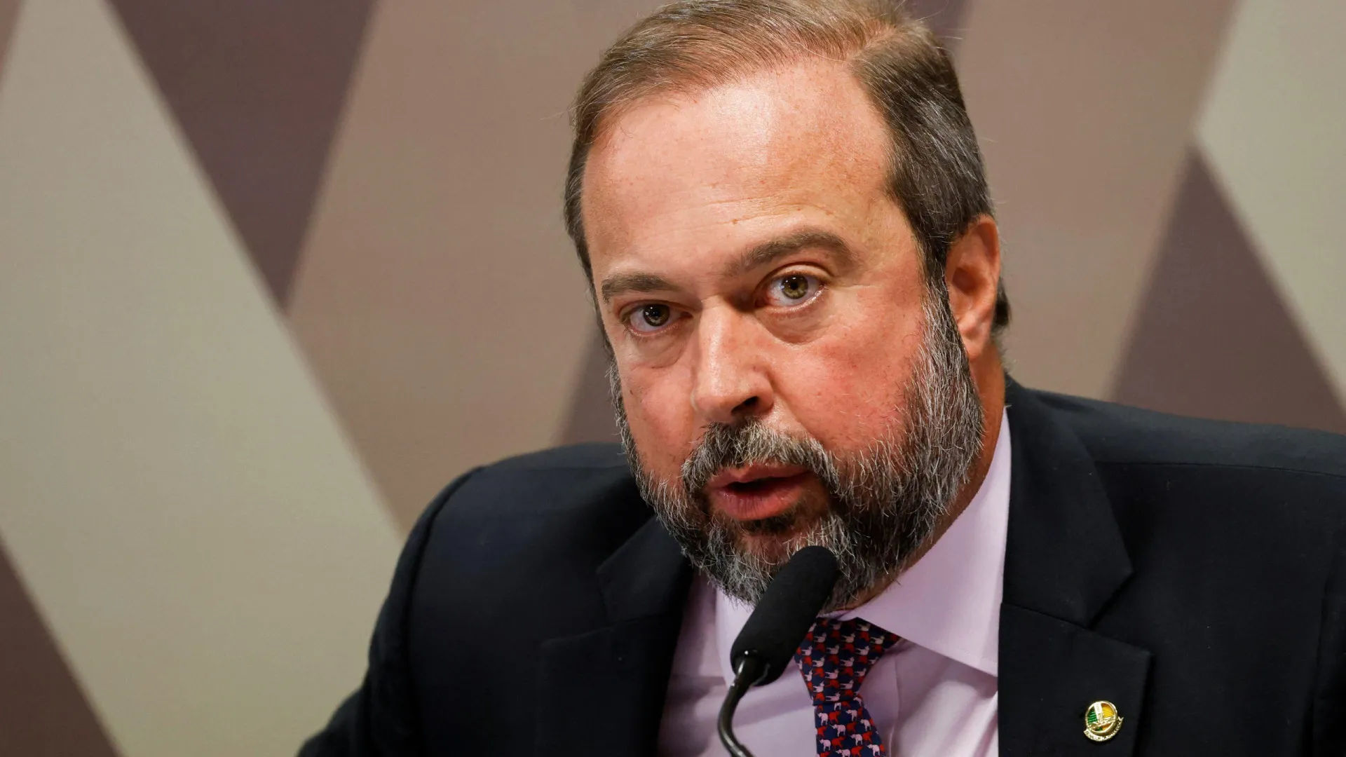 Silveira propõe alterações nas regras de transporte e distribuição de gás