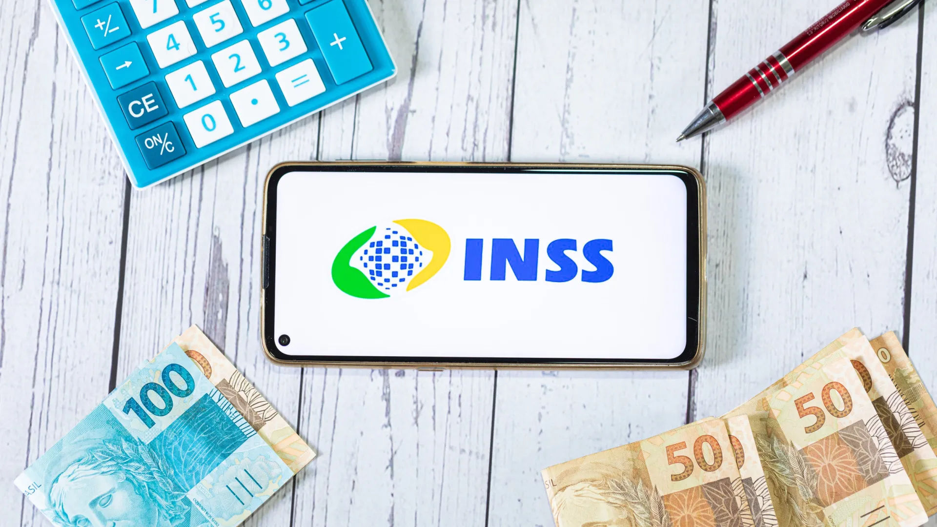 INSS inicia pagamento do 13º e abril na quinta-feira