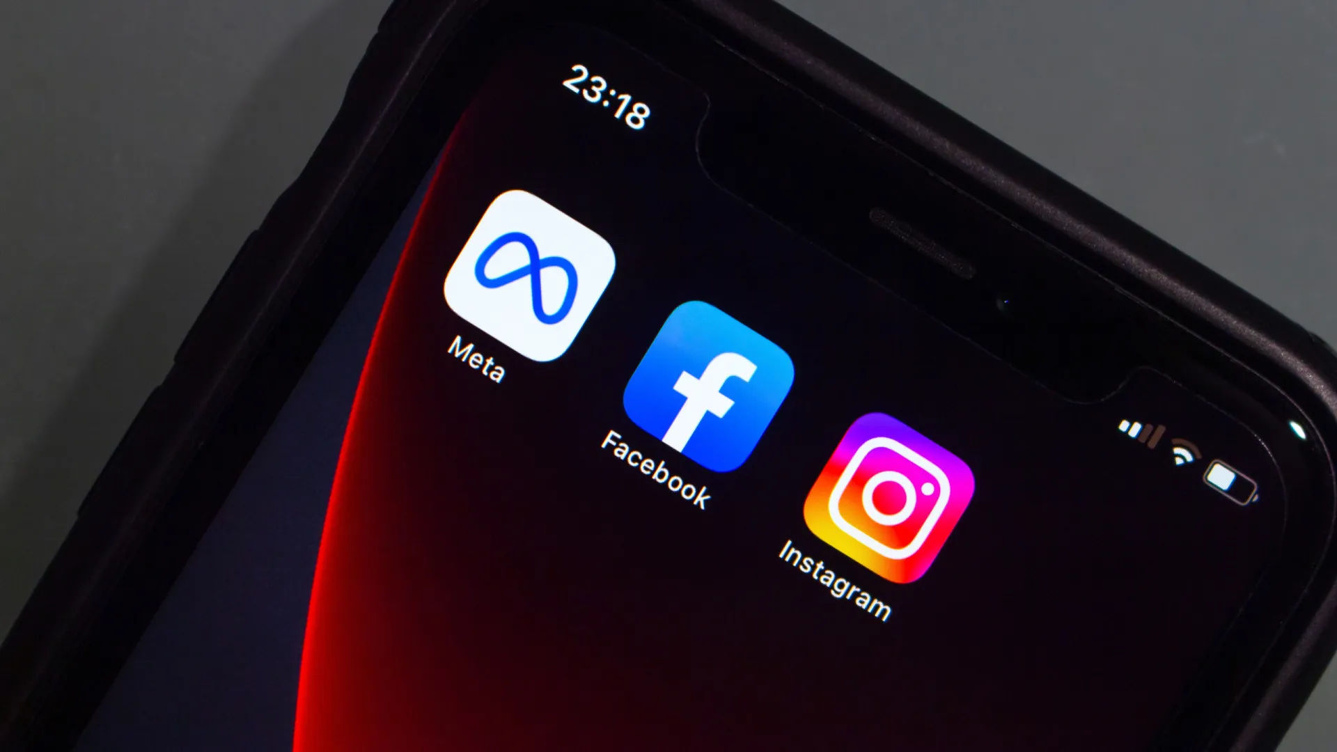 Meta usará IA para identificar menores no Instagram