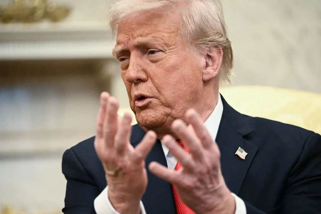 Pesquisas indicam redução na popularidade de Trump