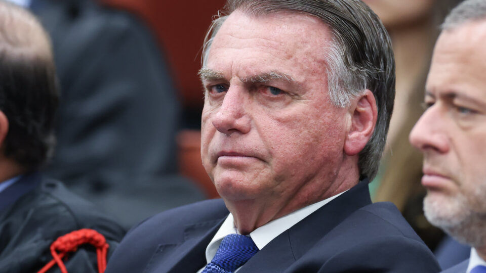 Bolsonaro apresenta defesa prévia a Moraes após ser intimado na UTI