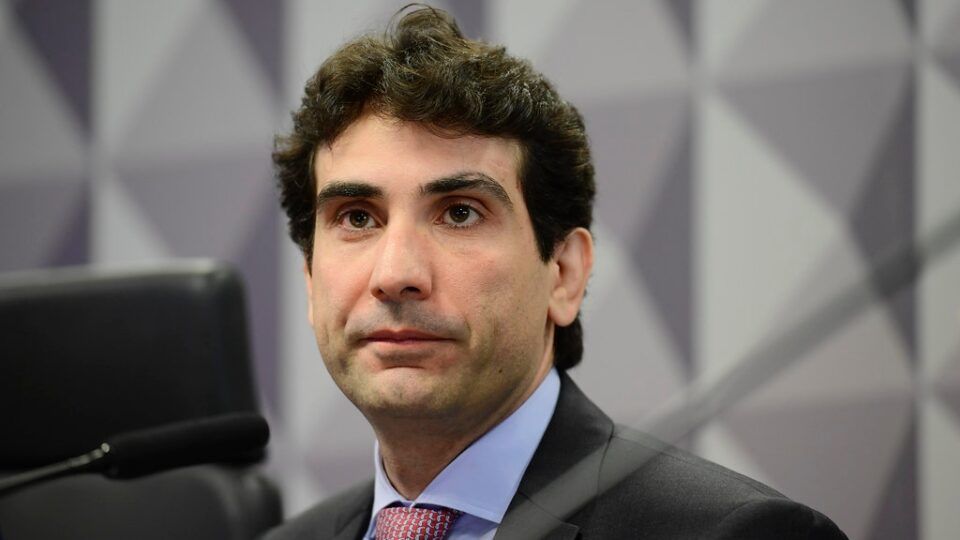 Galípolo alerta sobre incômodo do Banco Central com inflação acima da meta