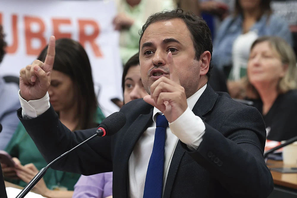 Glauber Braga protocola recurso na CCJ contra cassação; próximos passos