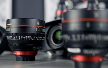 To Zoom or not to Zoom: A primer on Prime & Zoom lenses. Prime Zoom Lenses