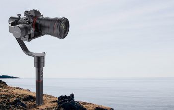 MOZA Air New Firmware Update w/ Auto-Tune & Roll-Follow Mode MOZA Air Gimbal
