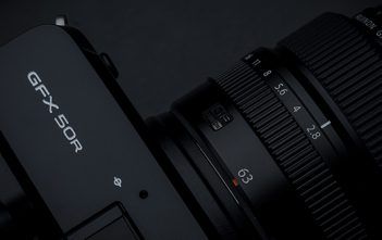 GFX 50R: Fujifilm’s new compact & lightweight medium format camera GFX 50R Blog Cover