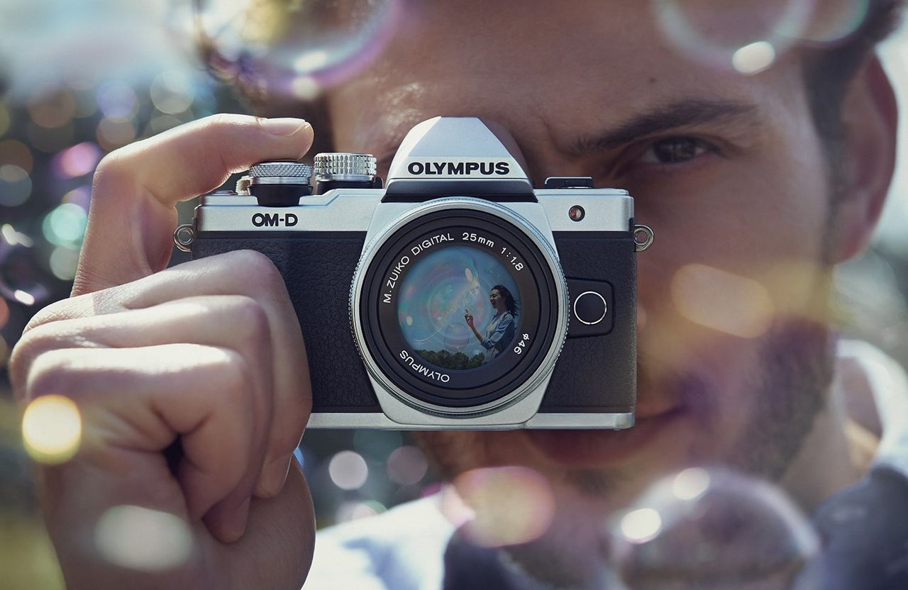 Olympus E-M10 Mark II