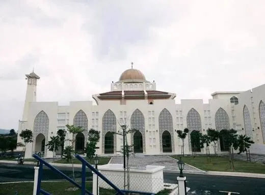 Bandar Tun Hussein Onn