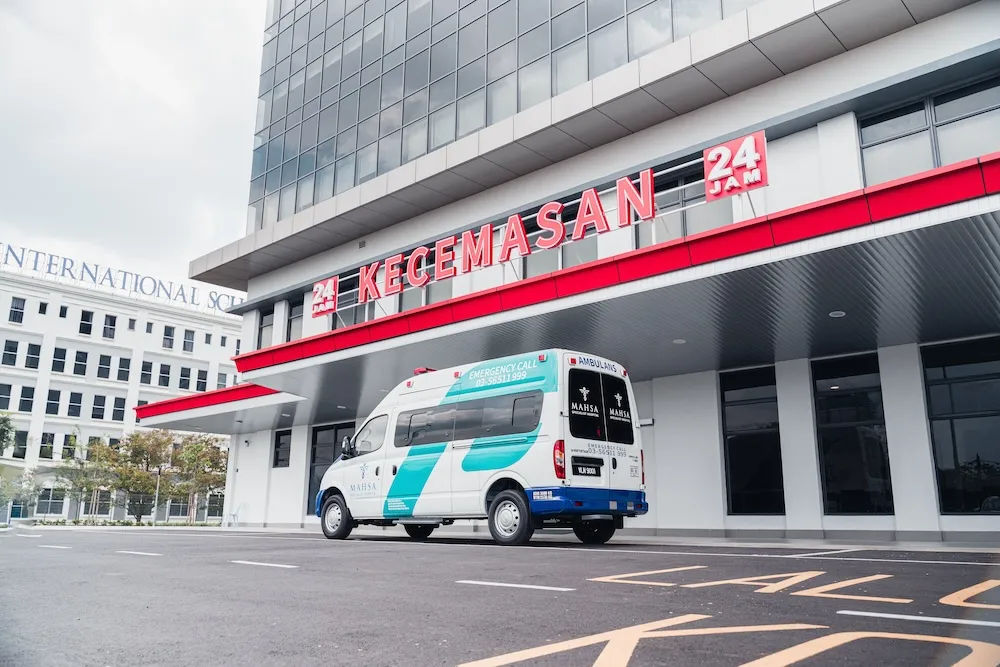 Car rental near MAHSA Specialist Hospital
