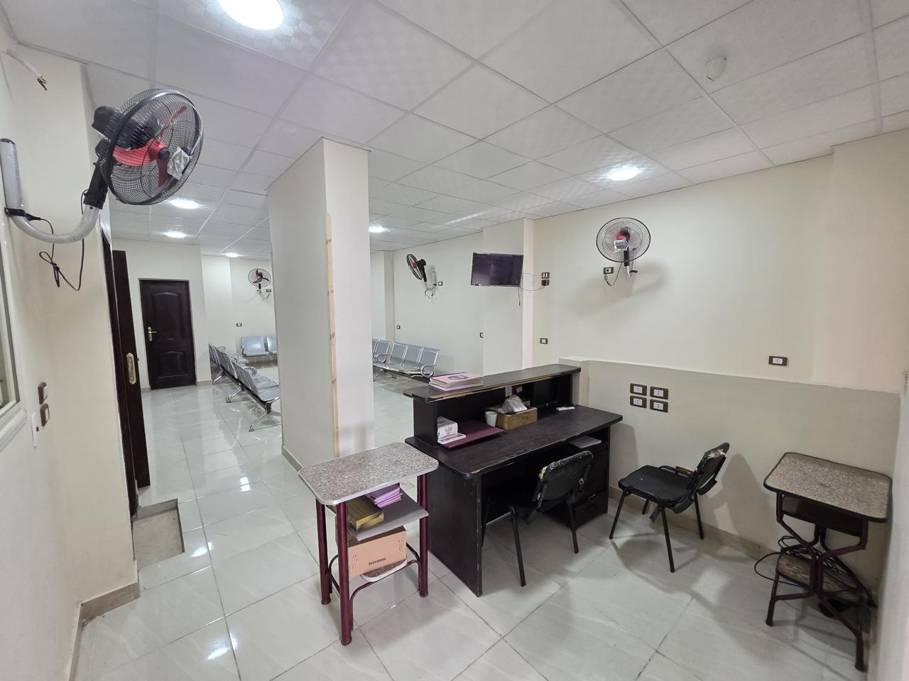 مدخل العيادة الفخم