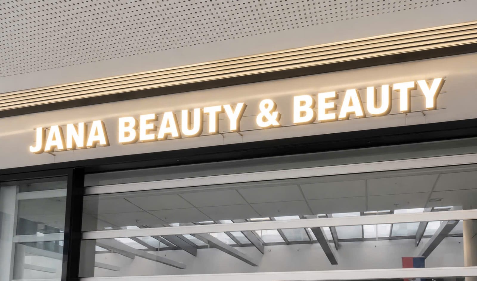 Beauty-Behandlung bei Jana & Beauty