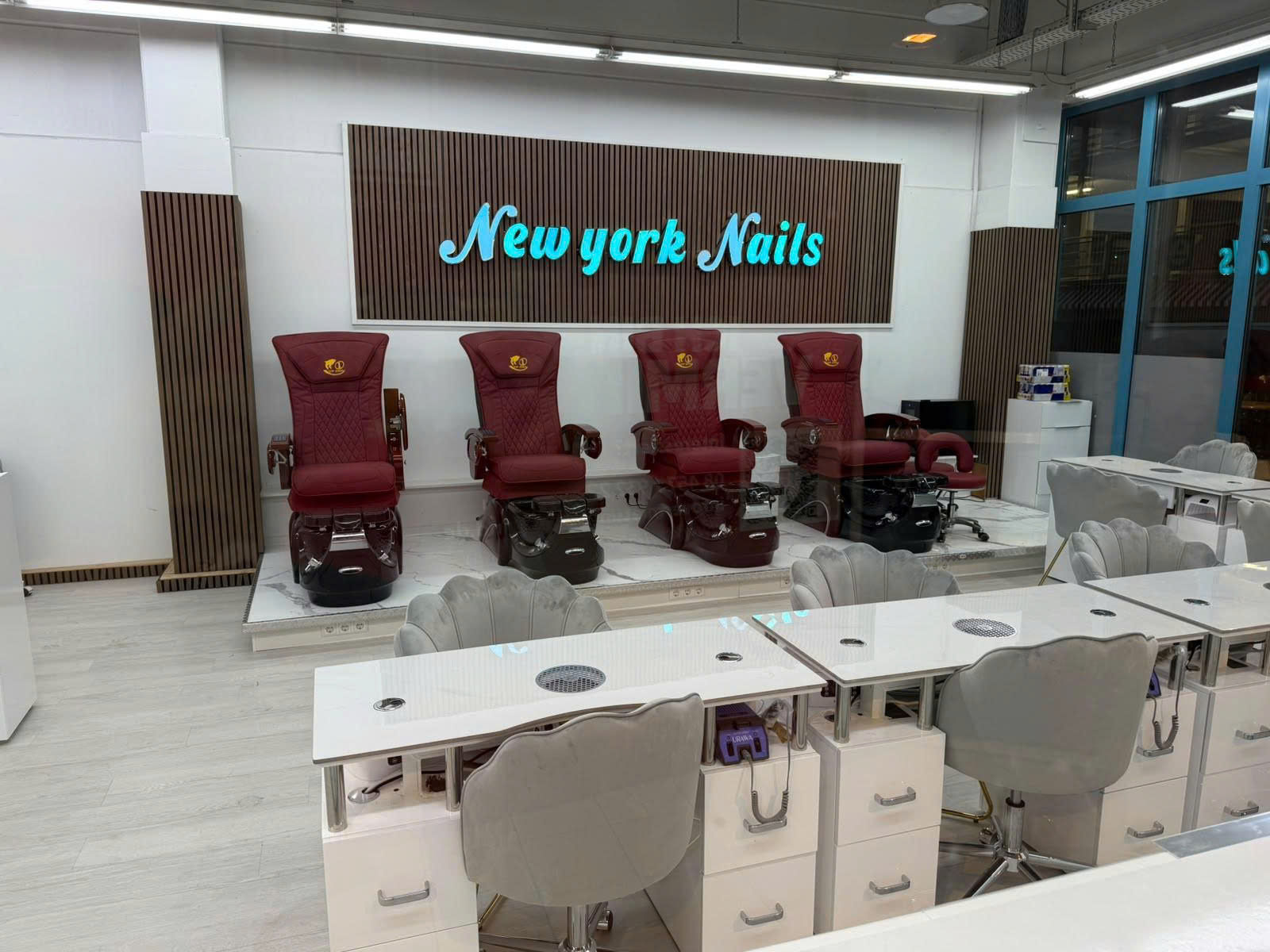 Gesamtansicht des Studios bei New York Nails Rheinfelden
