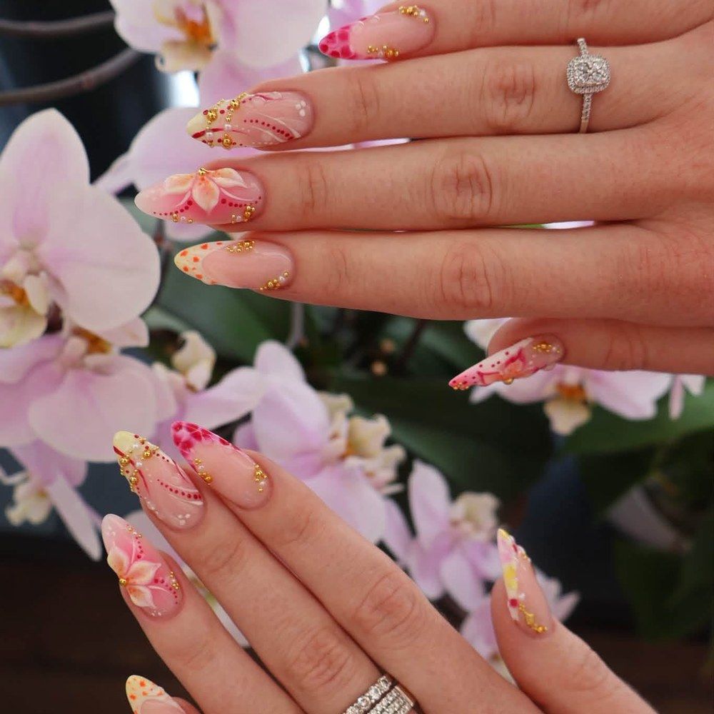 Echte Nagelarbeit aus dem Studio