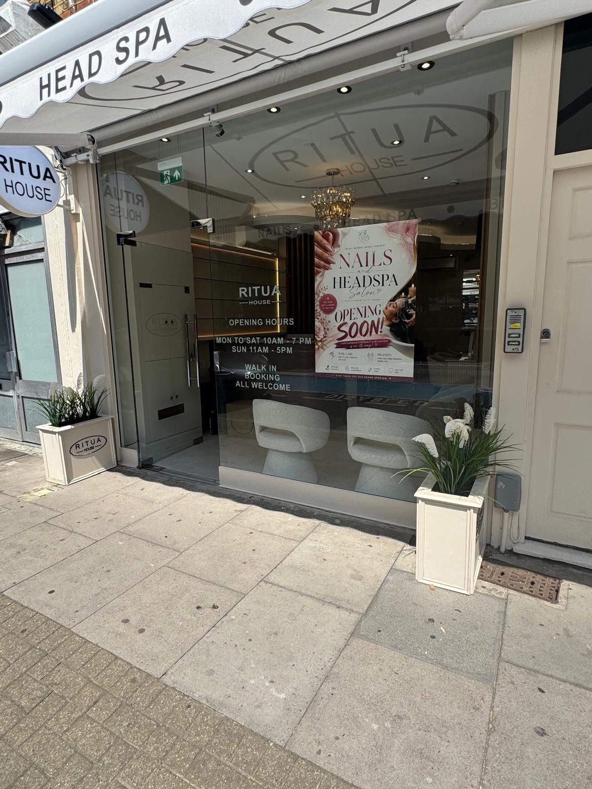 RITUA HOUSE salon entrance and glass storefront in Battersea